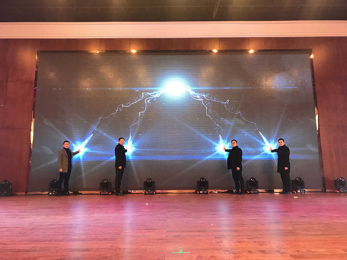 1513571579643915kmF0.jpg 绿色领跑22.jpg