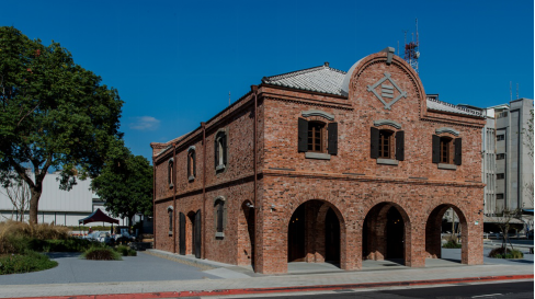 1559370623824513IBy7.png blob.png